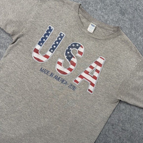 Made in the USA Other - USA Made in America 2016 T-Shirt Men's Medium Gray Cotton Blend Patriotic Flag